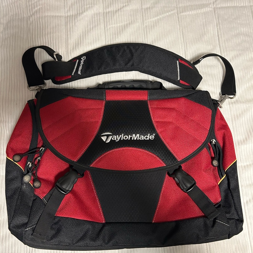 TaylorMade Golf Executive Laptop Computer Bag Business Organizer Red/Black